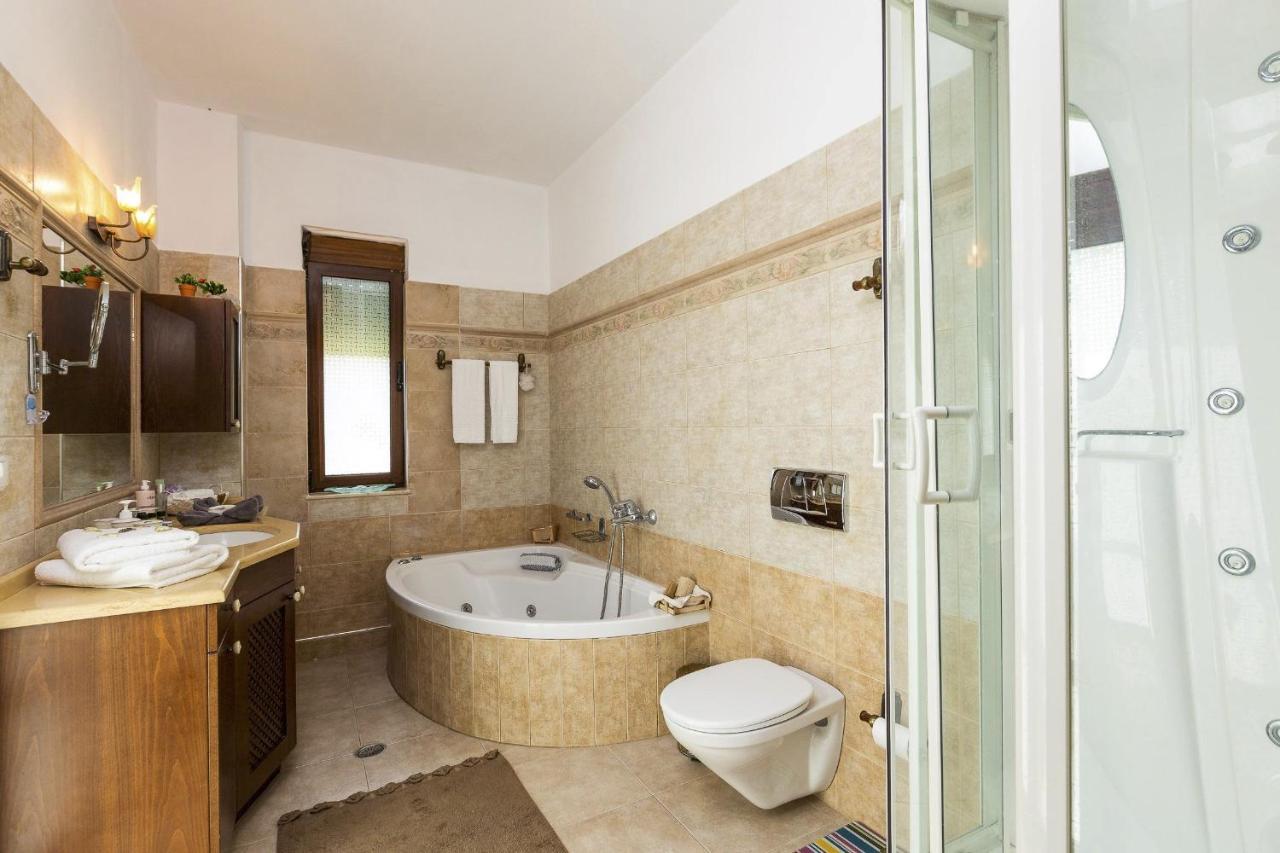 Villa Natura - With Private Heated Pool Tria Monastiria Екстериор снимка