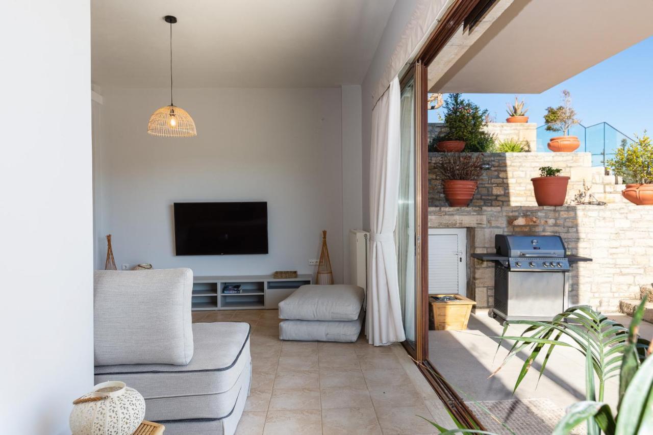 Villa Natura - With Private Heated Pool Tria Monastiria Екстериор снимка